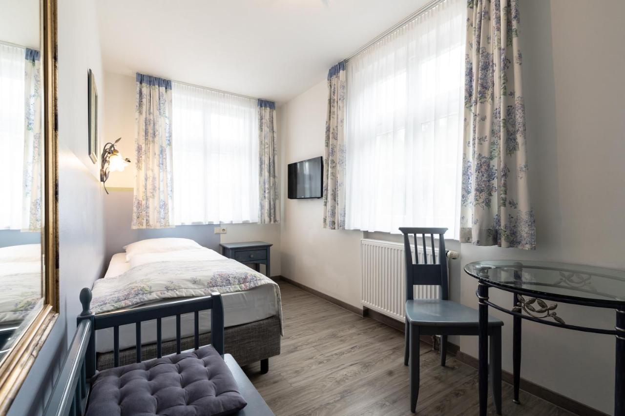 Hotel Gasthof Roessle Вайнгартен Екстериор снимка