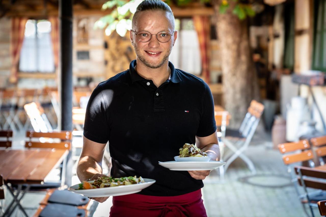 Hotel Gasthof Roessle Вайнгартен Екстериор снимка